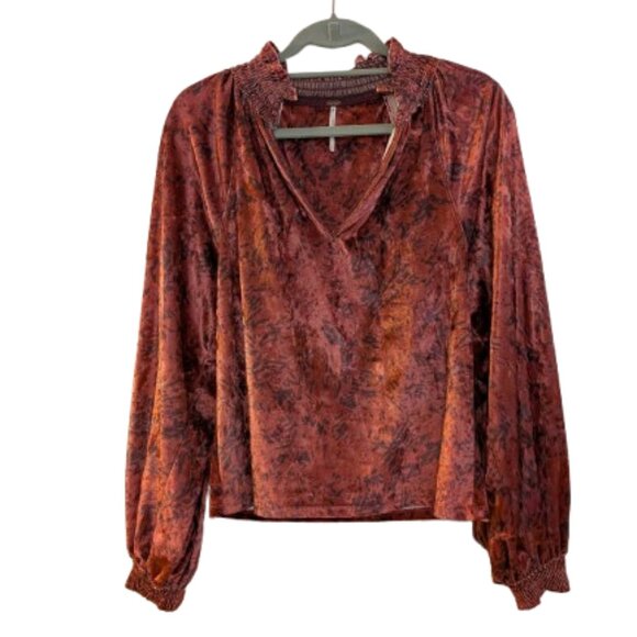 Free People Go Get Em Velvet Top - Picture 1 of 8